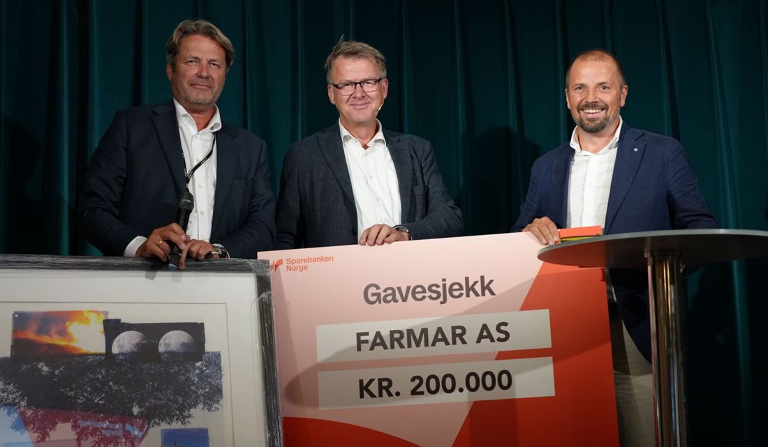 Administrerende direktør i Farmar, John W. Nilsen mottar næringsprisen for 2024