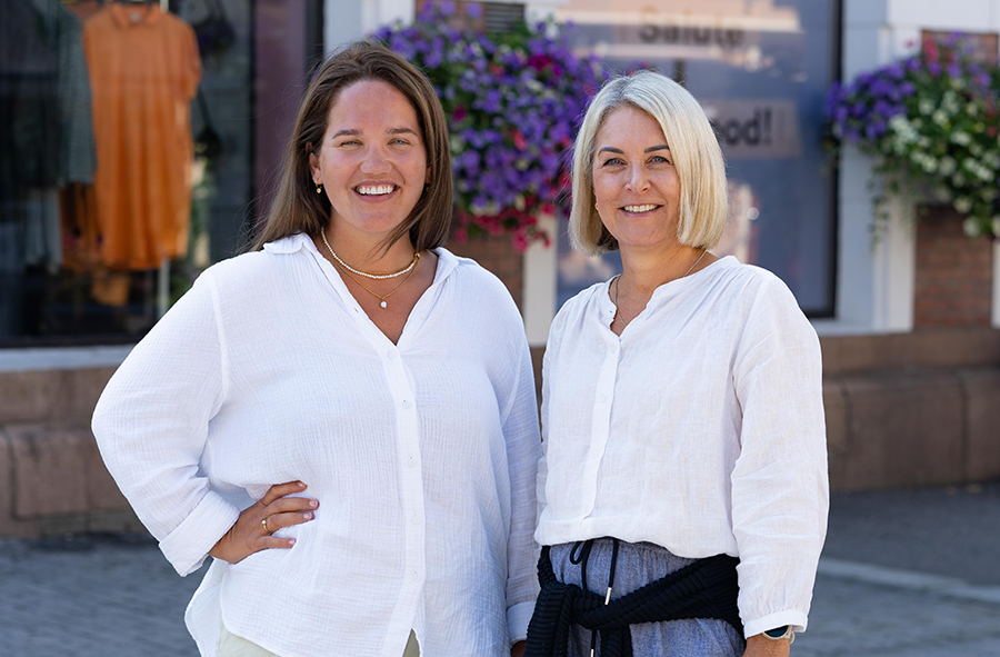 Sara Frivold Pedersen og Anne Grindland Sædberg i Sparebanken Sør