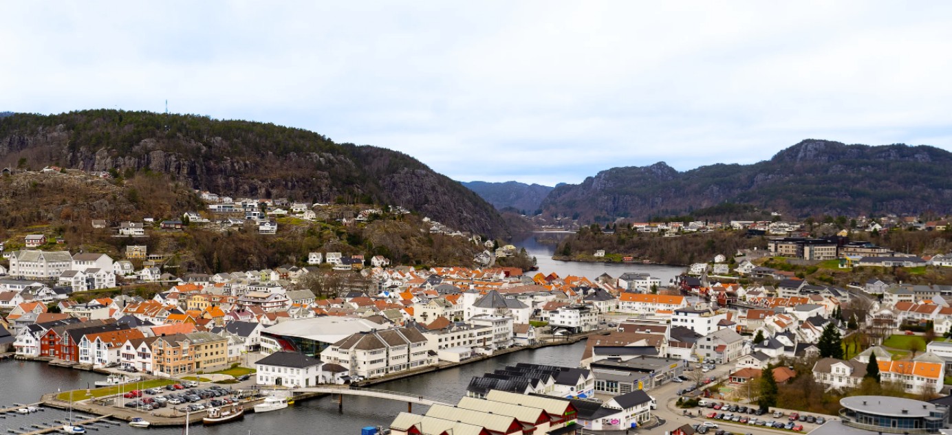 Flekkefjord sentrum, bilde fra lufta