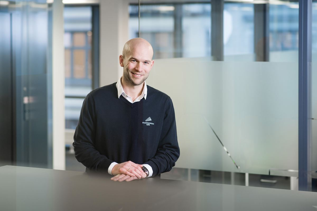 Vår privatøkonom Kenneth Sjåvåg gir gode tips og minner om fristen for skattemeldingen som er 30. april.
