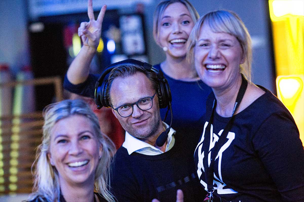 Foto av frivillige og leverandører til TEDxArendal