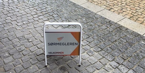 Å kjøpe egen leilighet som student kan virke skummelt, men kan vise seg å være en god investering.