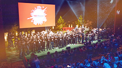 Foto av scenen på TEDxArendal